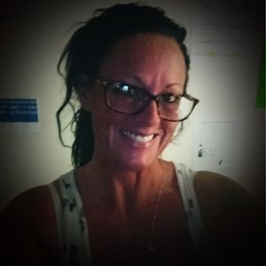 Meet your Posher, Rhiannon gowins